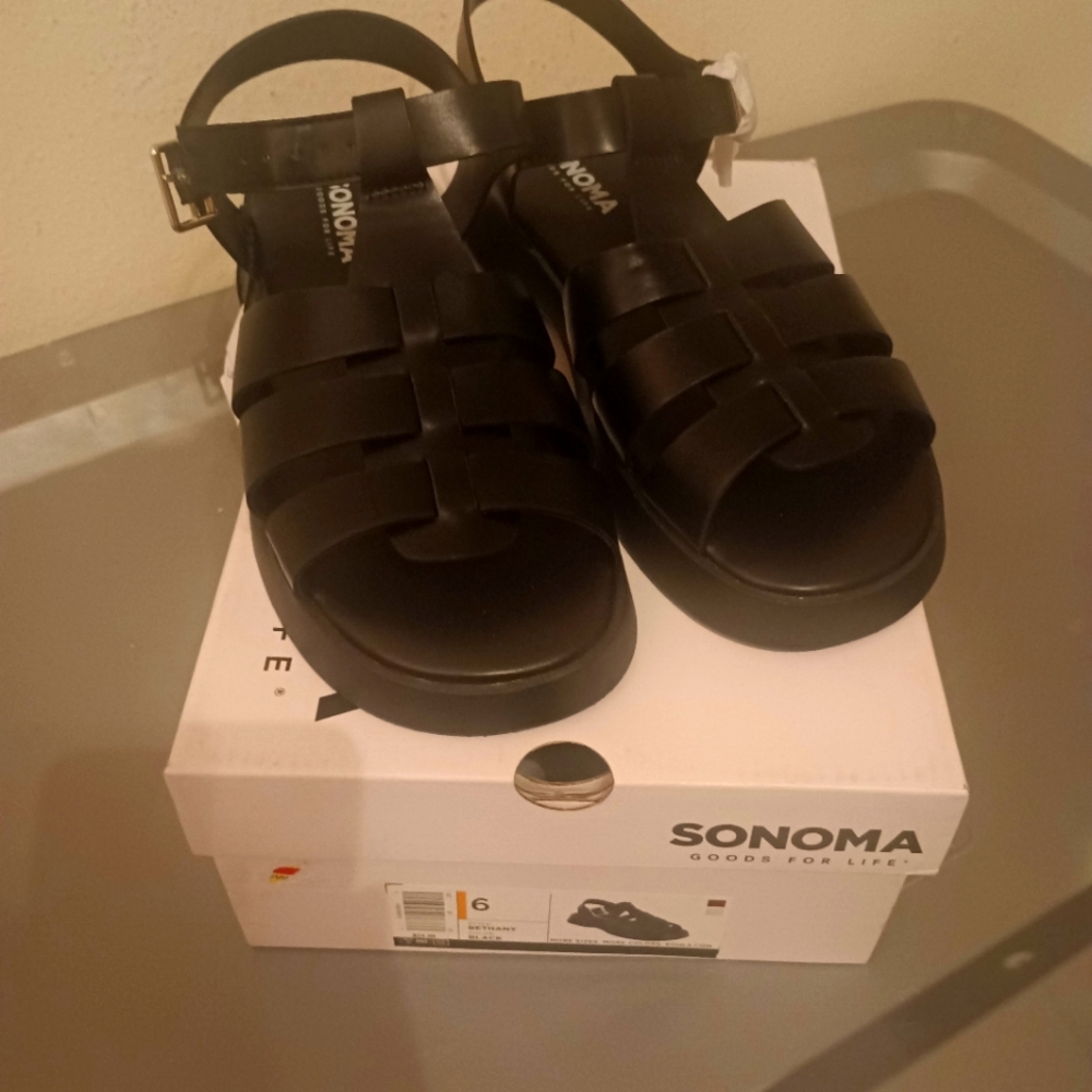 Sonoma Black Sandals Size 6